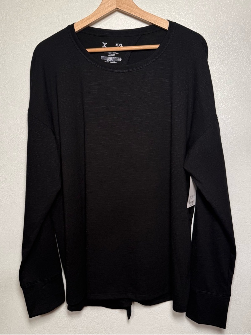 Xersion Black Long Sleeve Women's Top Twist Back Detail Relaxed Fit Size XXL - Picture 3 of 14